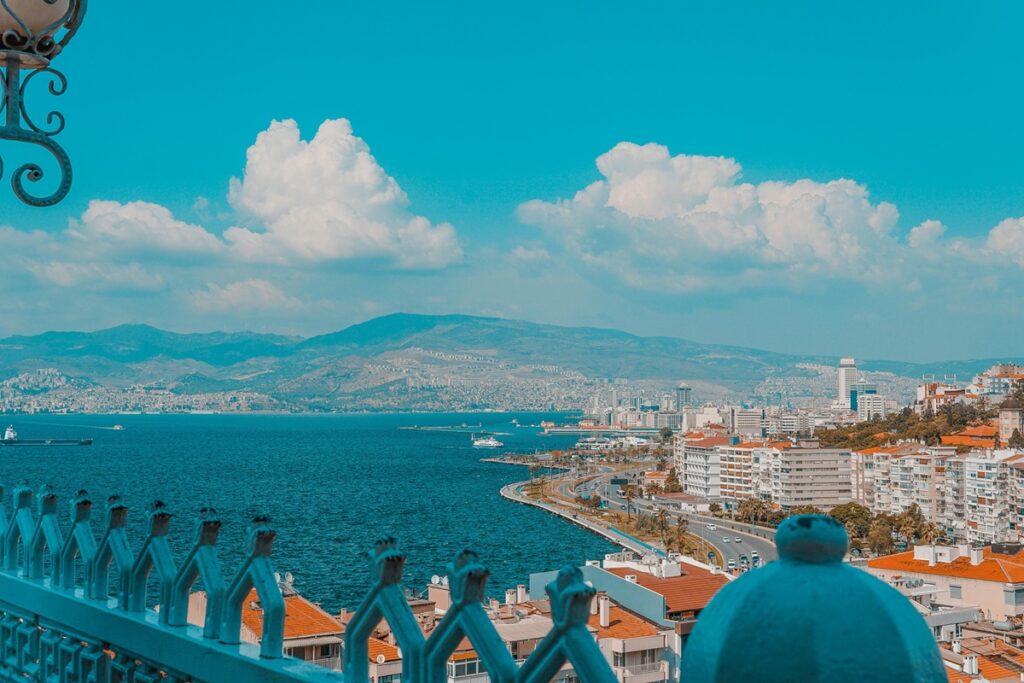 mert kahveci wQLJSvJd6nw unsplash